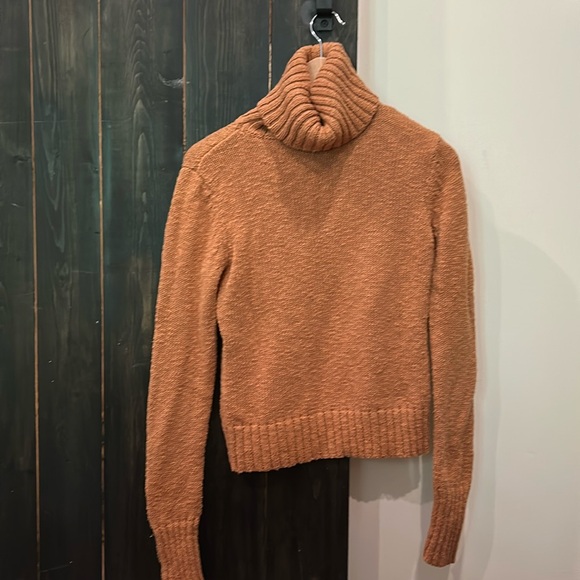 Orange/Brown Turtleneck - Picture 2 of 6